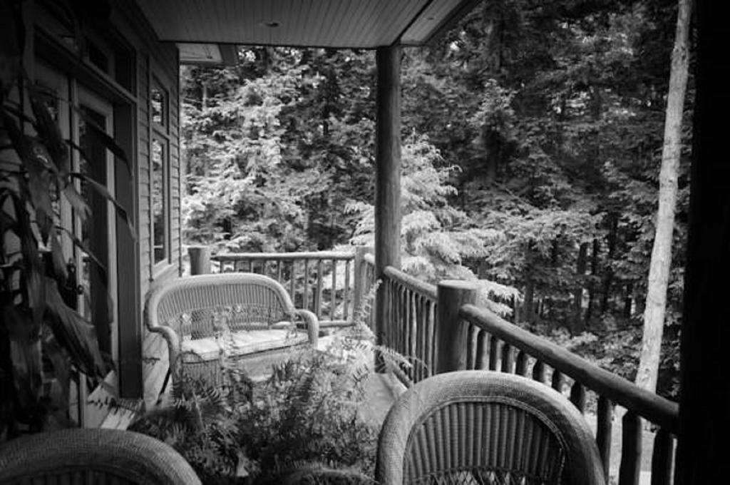 The Fern Lodge Chestertown Exterior photo